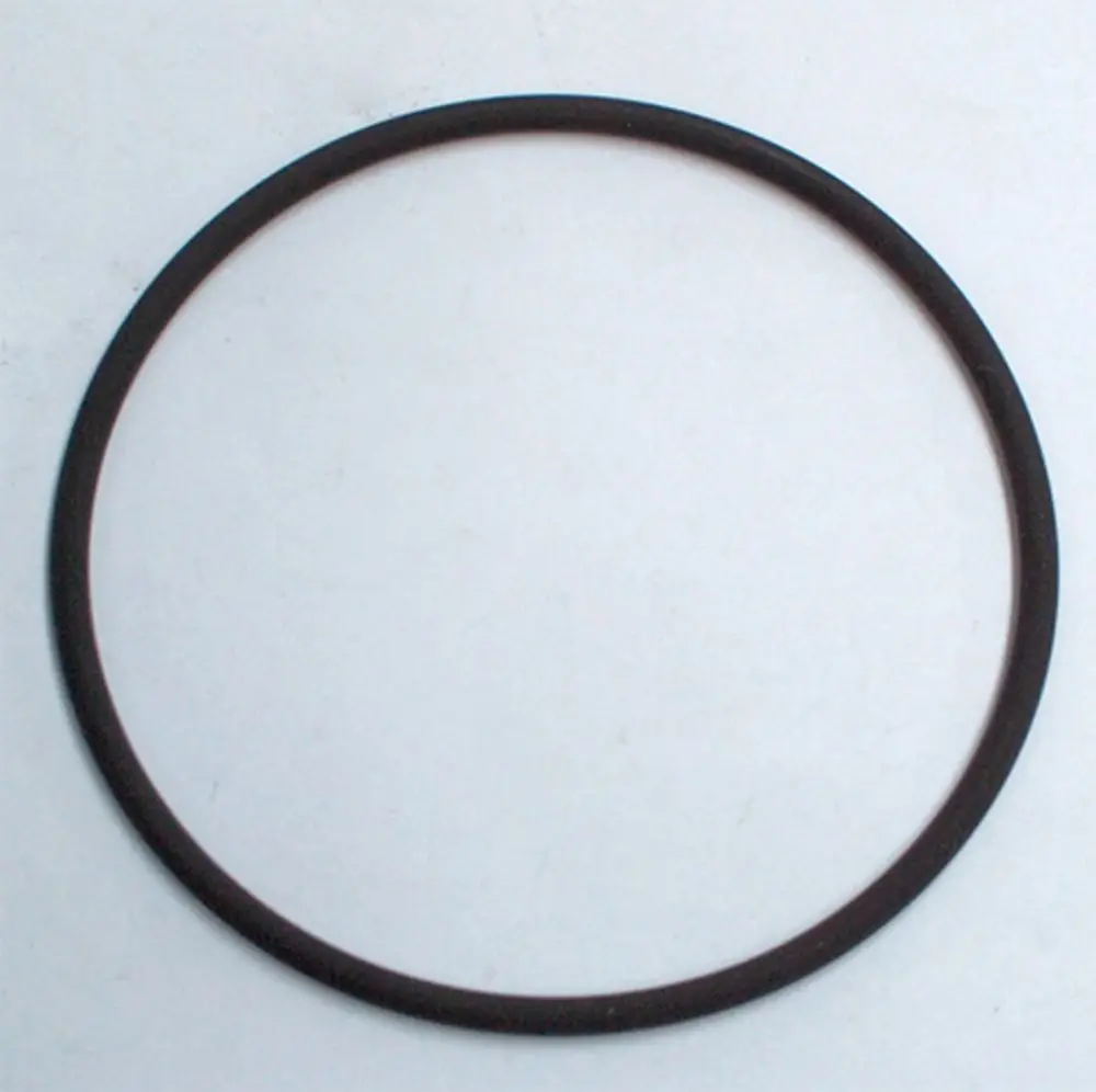 Daikin O-Ring in kreisförmiger Form, dunkelbraun, auf hellem Hintergrund. Geeignet für die Verwendung als Dichtungsring in Brennerflanschanwendungen.